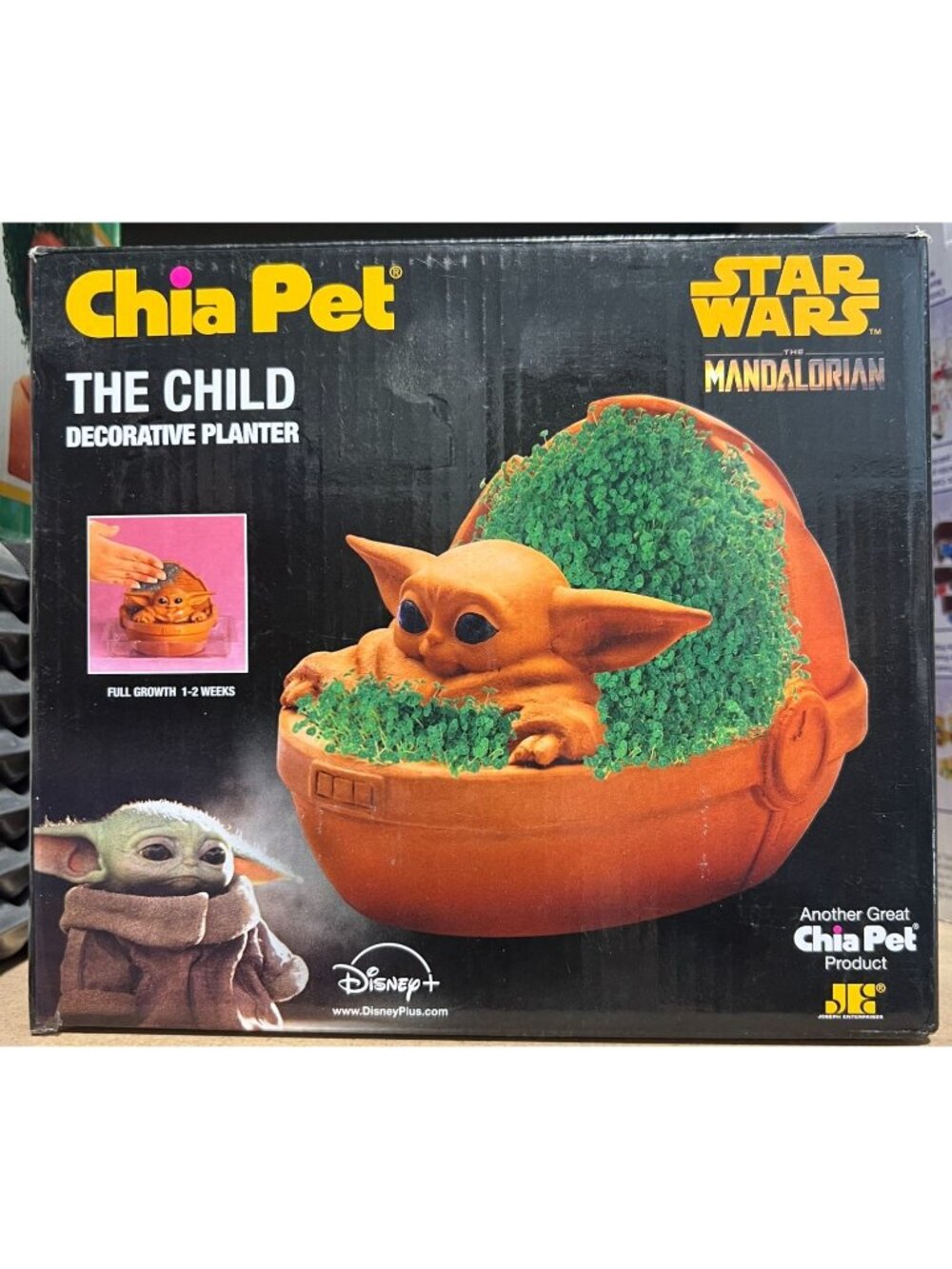 NEW Chia Pet The Mandalorian The Child Grogu in Bassinet Planter